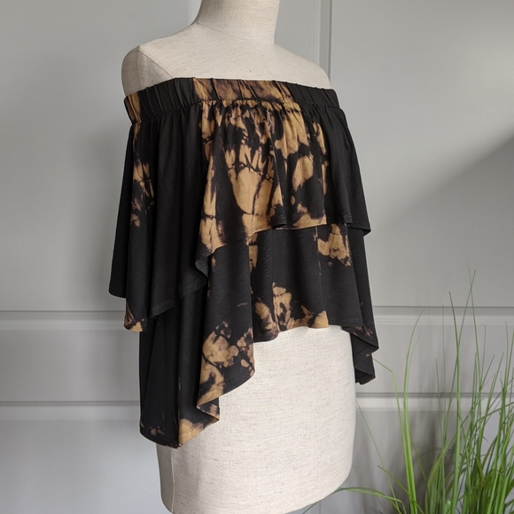 Go Couture Tops - Go Couture Off Shoulder Tie Dye Ruffle Top XL NWOT